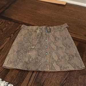 zara snakeskin mini skirt